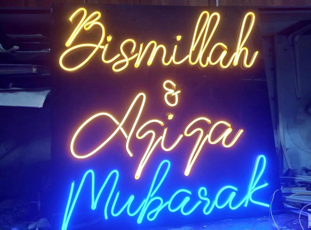 Shop Neon Sign Dubai